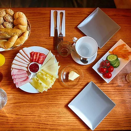 Bohemia Hotel 3*