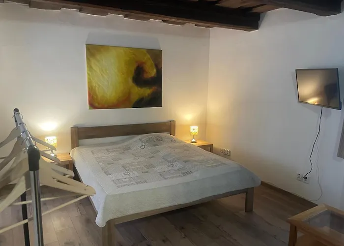 Bohemia 3*
